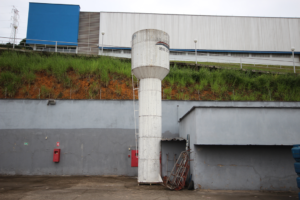Terreno edificado a venda com 2.300 m² no Distrito Industrial em Ipatinga