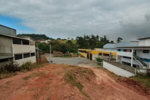 Lote a venda com 2.296 m² no Distrito Industrial em Ipatinga