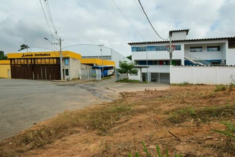 Lote a venda com 2.296 m² no Distrito Industrial em Ipatinga