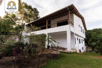 Chácara com 7 quartos a venda no Chácaras do Vale em Santana do Paraíso