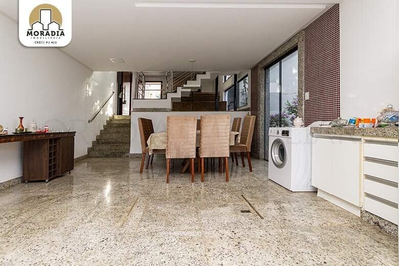 Chácara com 7 quartos a venda no Chácaras do Vale em Santana do Paraíso