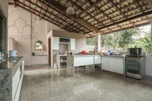 Chácara com 7 quartos a venda no Chácaras do Vale em Santana do Paraíso