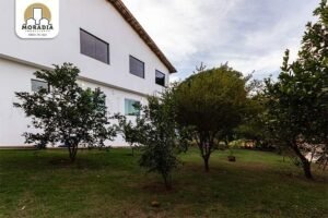 Chácara com 7 quartos a venda no Chácaras do Vale em Santana do Paraíso