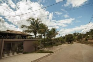 Chácara com 7 quartos a venda no Chácaras do Vale em Santana do Paraíso