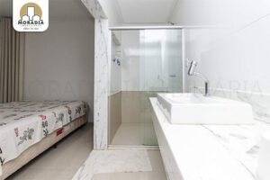 Chácara com 7 quartos a venda no Chácaras do Vale em Santana do Paraíso