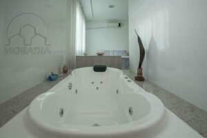 Chácara com 7 quartos a venda no Chácaras do Vale em Santana do Paraíso