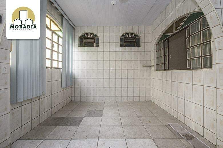 Casa para alugar com 5 quartos no Veneza I em Ipatinga