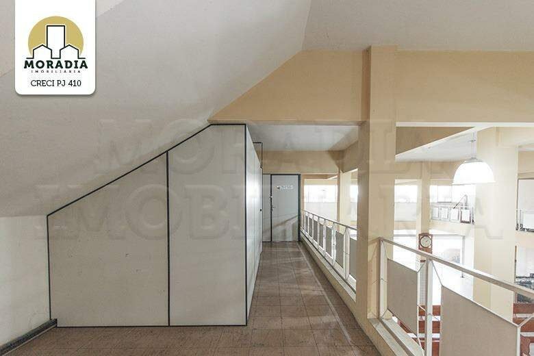 Edifício a venda com loja, sobreloja e 02 apartamentos no Veneza I em Ipatinga
