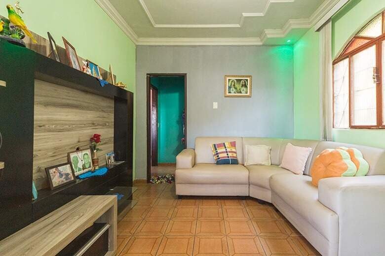 Casa a venda com 3 quartos no Canaã em Ipatinga
