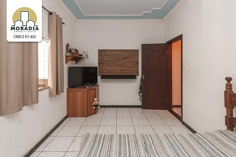 Prédio a venda com 2 lojas e 1 apartamento no Centro de Santana do Paraíso