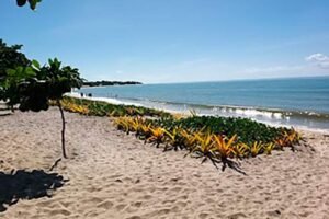 07 diárias no Resort Ondas na Praia do Mutá em Porto Seguro