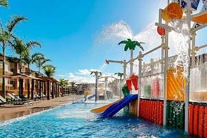 07 diárias no Resort Ondas na Praia do Mutá em Porto Seguro