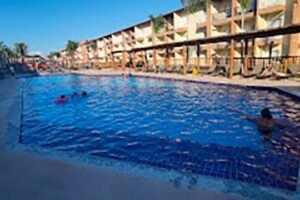 07 diárias no Resort Ondas na Praia do Mutá em Porto Seguro