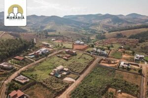 Chácara a venda com 3.239 m² no Condomínio Vivenda dos Lagos em Iapu