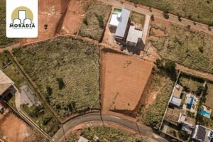 Chácara a venda com 3.239 m² no Condomínio Vivenda dos Lagos em Iapu