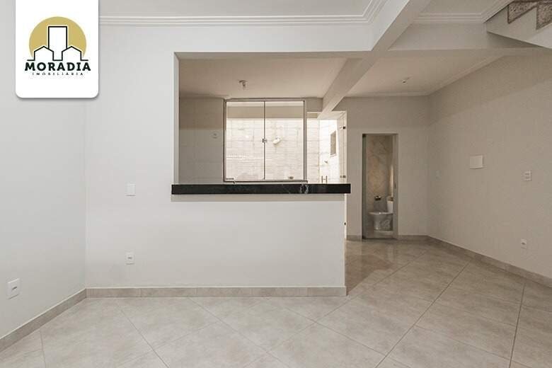 Casa geminada para alugar com 3 quartos no Bethânia em Ipatinga