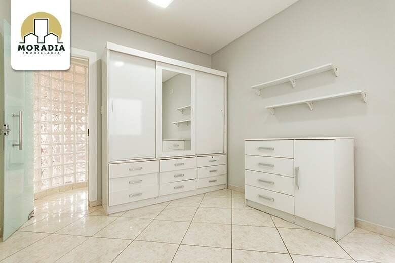 Casa mobiliada para alugar com 3 quartos no Veneza I em Ipatinga