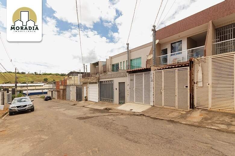Casa geminada para alugar com 2 quartos no Bom Pastor em Santana do Paraíso