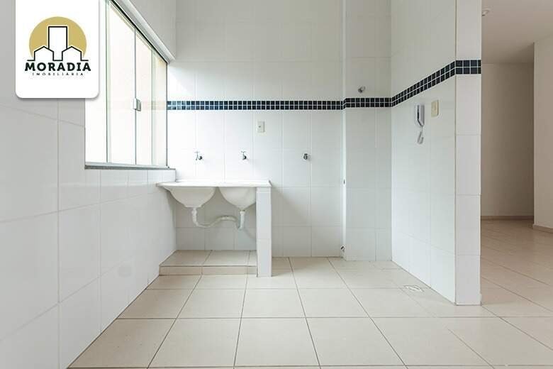Apartamento para alugar com 2 quartos no Parque Caravelas em Santana do Paraíso
