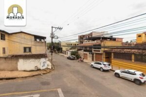 Prédio a venda com 2 apartamentos no Veneza II em Ipatinga