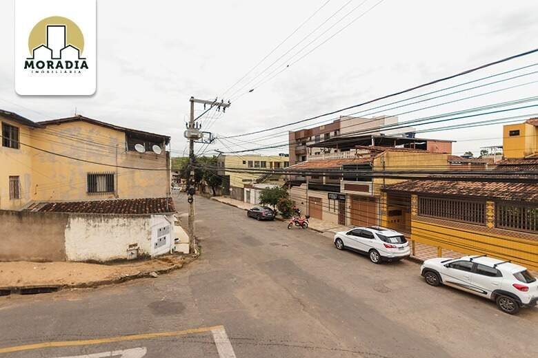 Prédio a venda com 2 apartamentos no Veneza II em Ipatinga