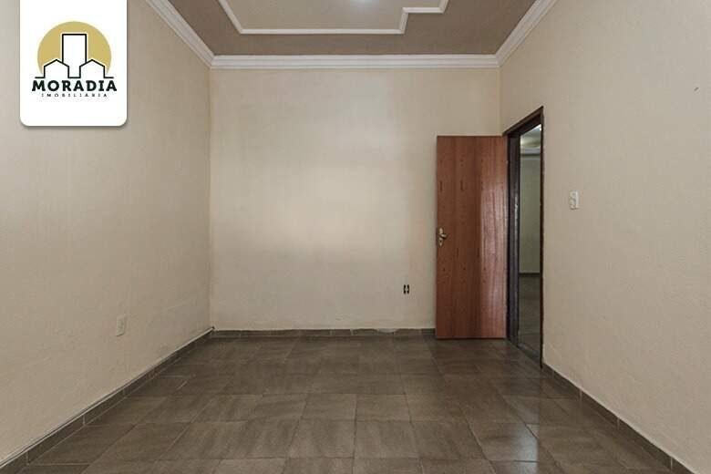 Casa de 2º pavimento para alugar com 3 quartos no Veneza II em Ipatinga