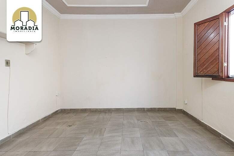 Casa de 2º pavimento para alugar com 3 quartos no Veneza II em Ipatinga