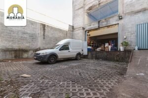 Galpão a venda com 600,00 m² no Parque Veneza em Santana do Paraíso