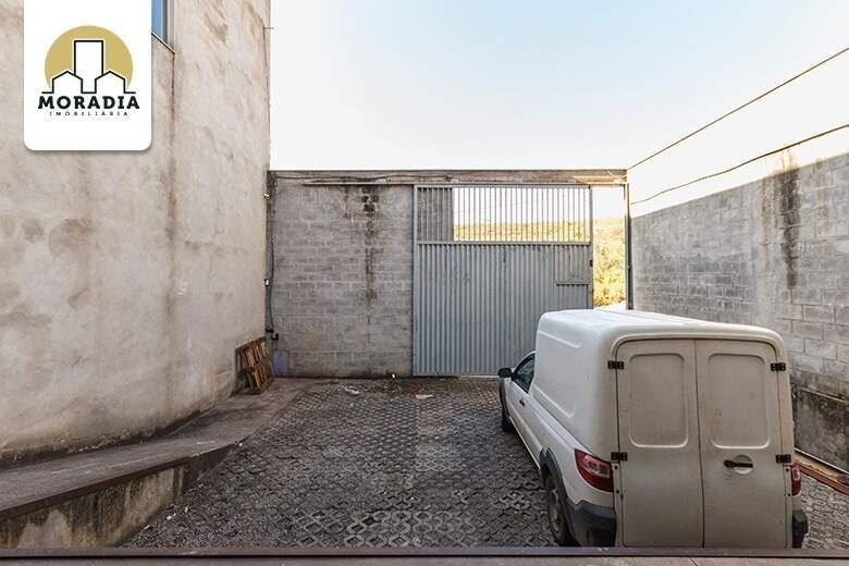 Galpão a venda com 600,00 m² no Parque Veneza em Santana do Paraíso