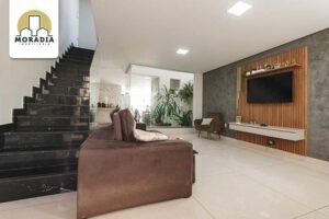 Casa geminada a venda com 3 quartos no Residencial Bethânia