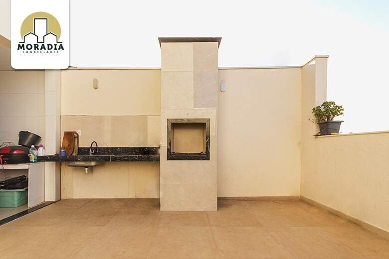 Casa geminada a venda com 3 quartos no Residencial Bethânia