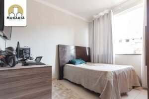 Casa geminada a venda com 3 quartos no Residencial Bethânia