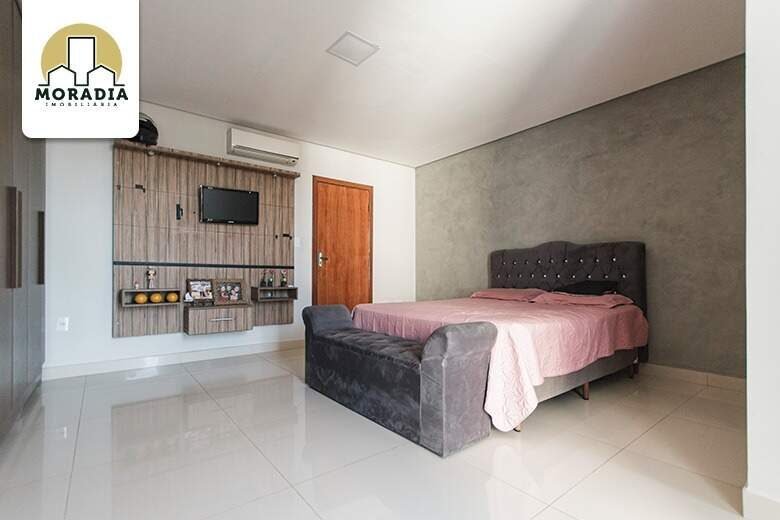 Casa geminada a venda com 3 quartos no Residencial Bethânia