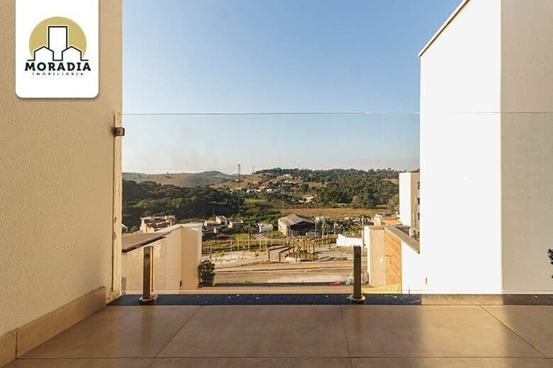 Casa geminada a venda com 3 quartos no Residencial Bethânia