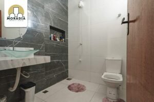 Casa geminada a venda com 3 quartos no Residencial Bethânia