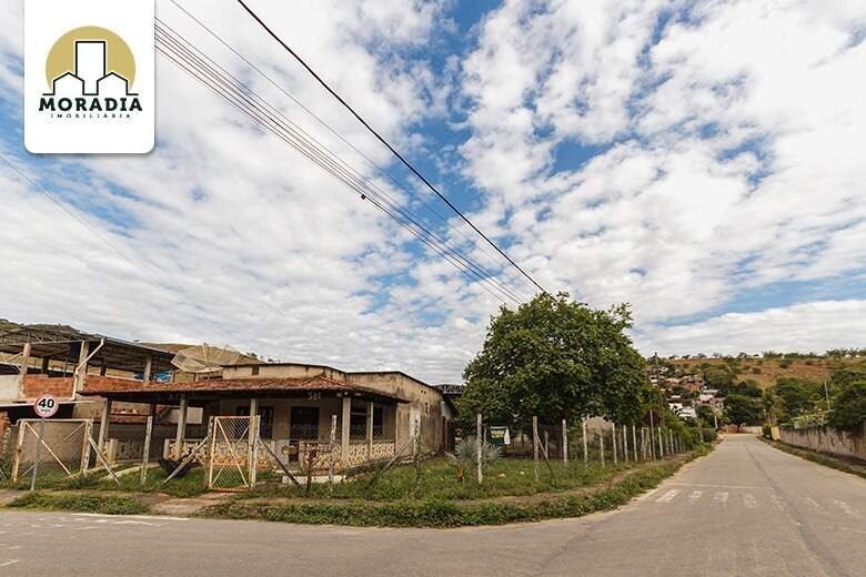 Casa a venda com 4 quartos no Vale Paraíso em Santana do Paraíso