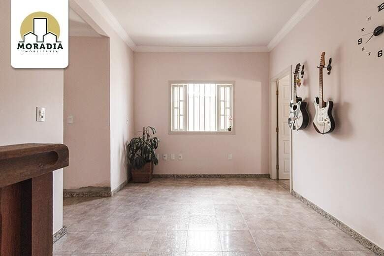 Casa a venda com 3 quartos no Giovanini em Coronel Fabriciano