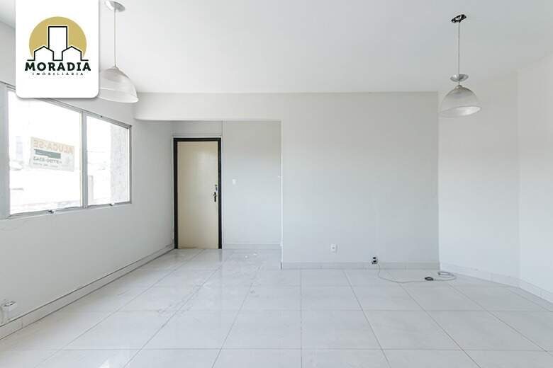 Sala a venda com 26,10 m² no Centro de Ipatinga