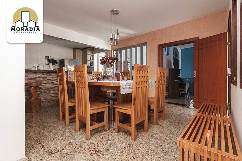 Casa a venda com 4 quartos no Caravelas em Ipatinga