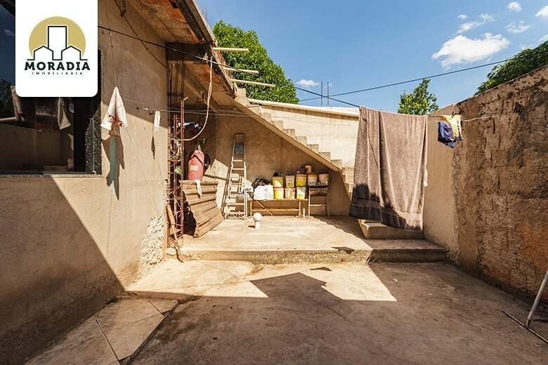 Casa a venda com 2 quartos no Caravelas em Ipatinga