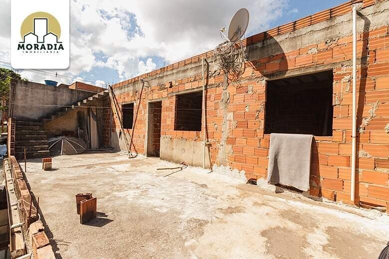 Casa a venda com 2 quartos no Caravelas em Ipatinga