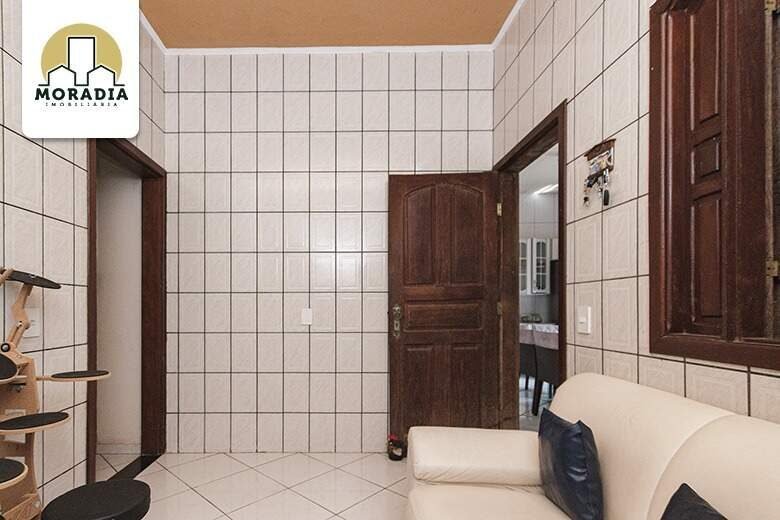 Casa a venda com 2 quartos no Caravelas em Ipatinga