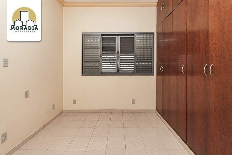 Casa a venda com 4 quartos no Imbaúbas em Ipatinga
