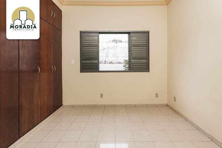 Casa a venda com 4 quartos no Imbaúbas em Ipatinga