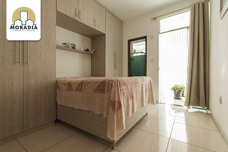 Casa geminada a venda com 2 quartos no Bom Pastor em Santana do Paraíso