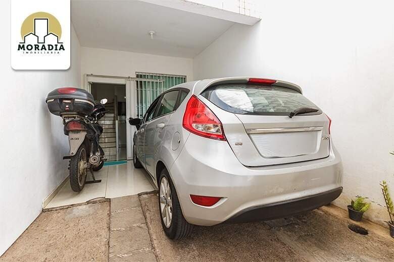 Casa geminada a venda com 2 quartos no Bom Pastor em Santana do Paraíso
