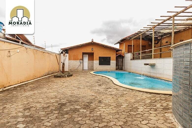 Casa a venda com 3 quartos no Limoeiro em Ipatinga