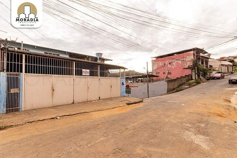 Casa geminada para alugar com 3 quartos no Caravelas em Ipatinga