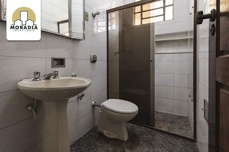 Casa a venda com 4 quartos no Bom Retiro em Ipatinga
