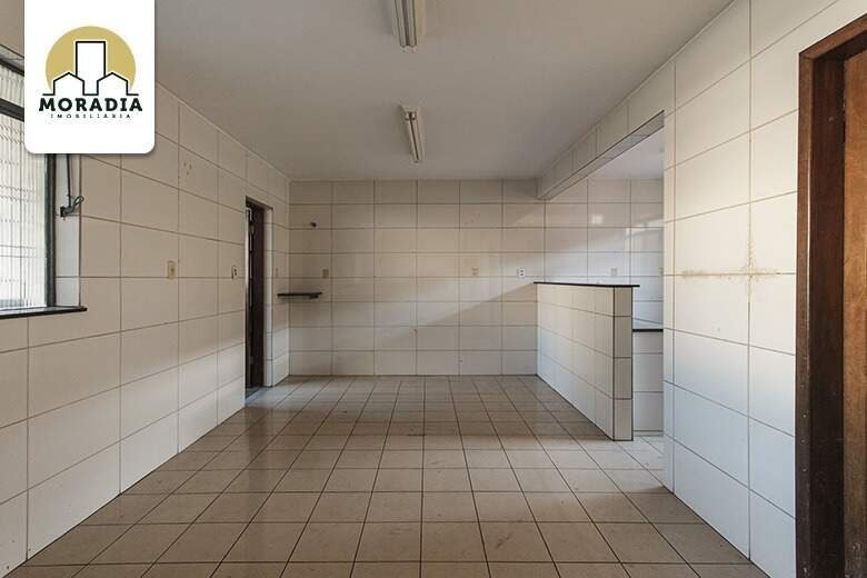 Casa a venda com 4 quartos no Bom Retiro em Ipatinga